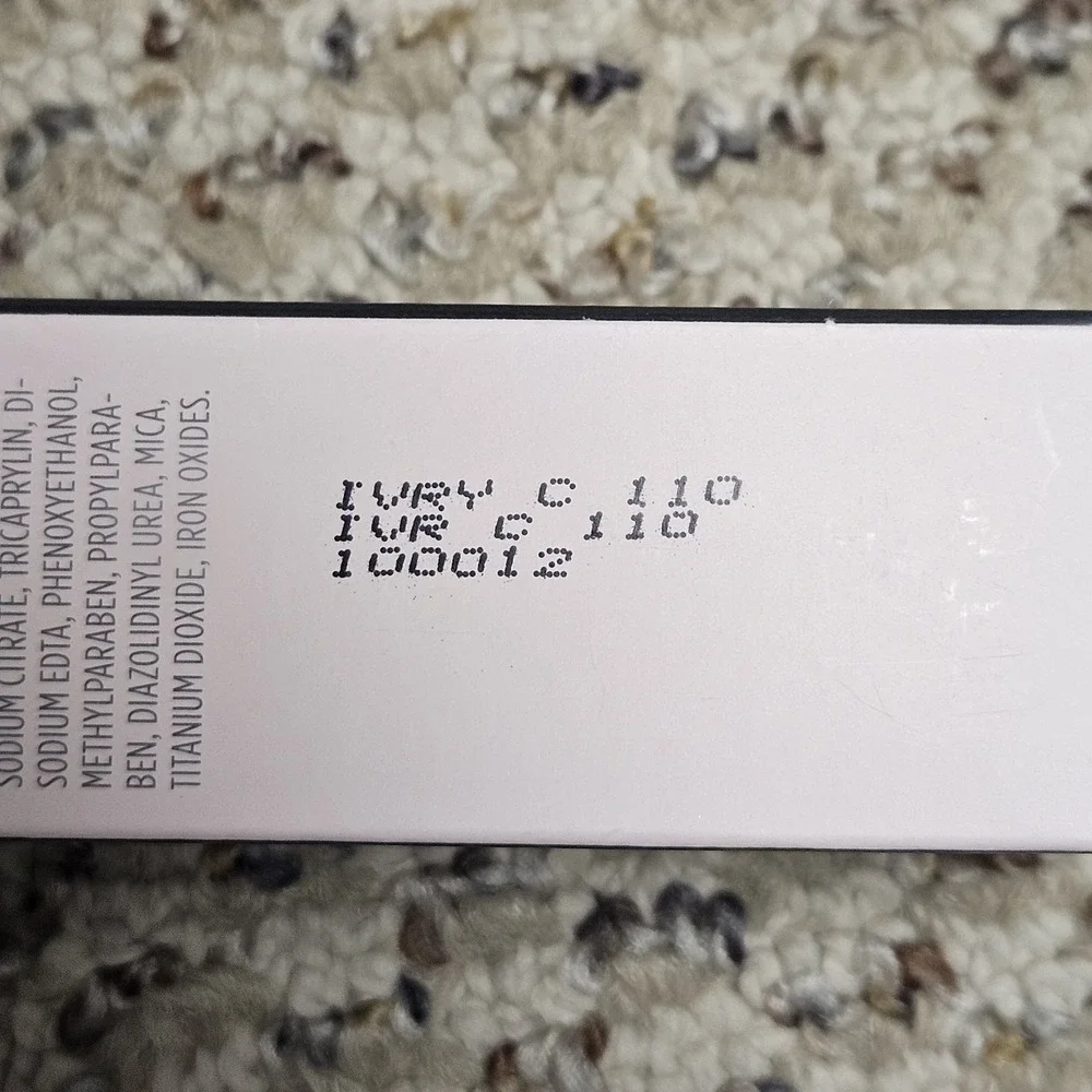Mary Kay TimeWise Luminous 3D Foundation Ivory C 110 Normal to Dry Skin 1 oz